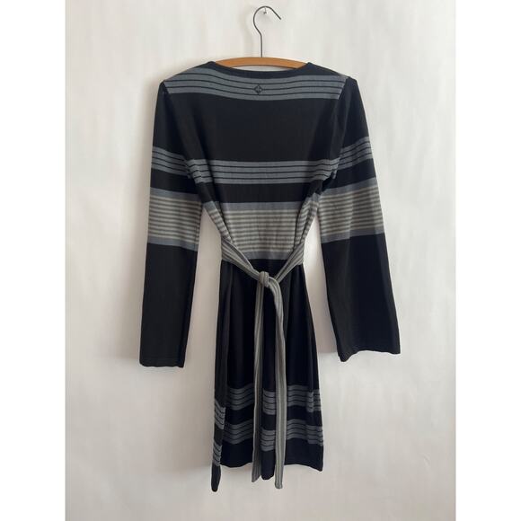 PRANA SYDNEY SWEATER DRESS WITH TIE WAIST FLARED SLEEVE GRAY BLACK SIZE MED - Picture 7 of 15